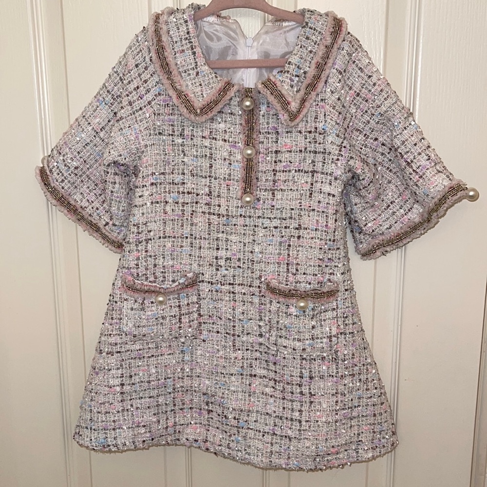Beautiful tweed-like dress!